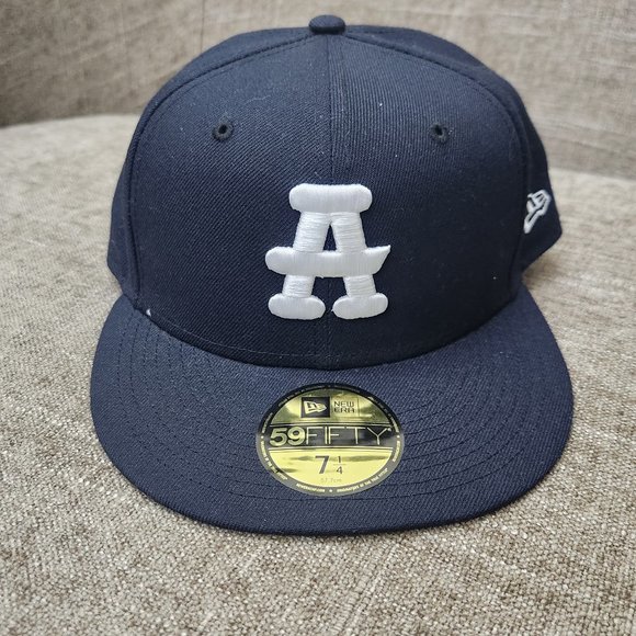 New Era Atlanta Black Crackers Negro League 59Fifty Fitted Hat - 7 1/4 (NWT) - Picture 1 of 2